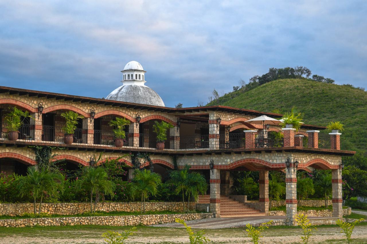 Hacienda San Vicente Hotel